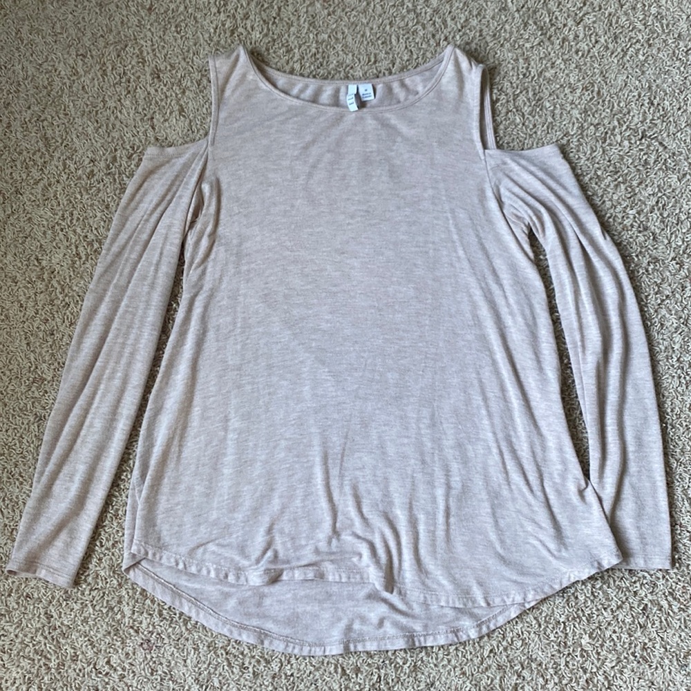 Medium tan cold shoulder long sleeve blouse